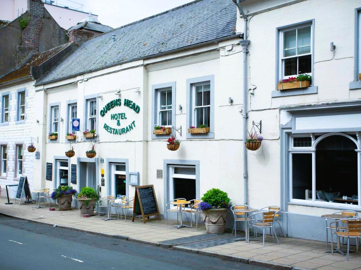 Queens Head Hotel 3*